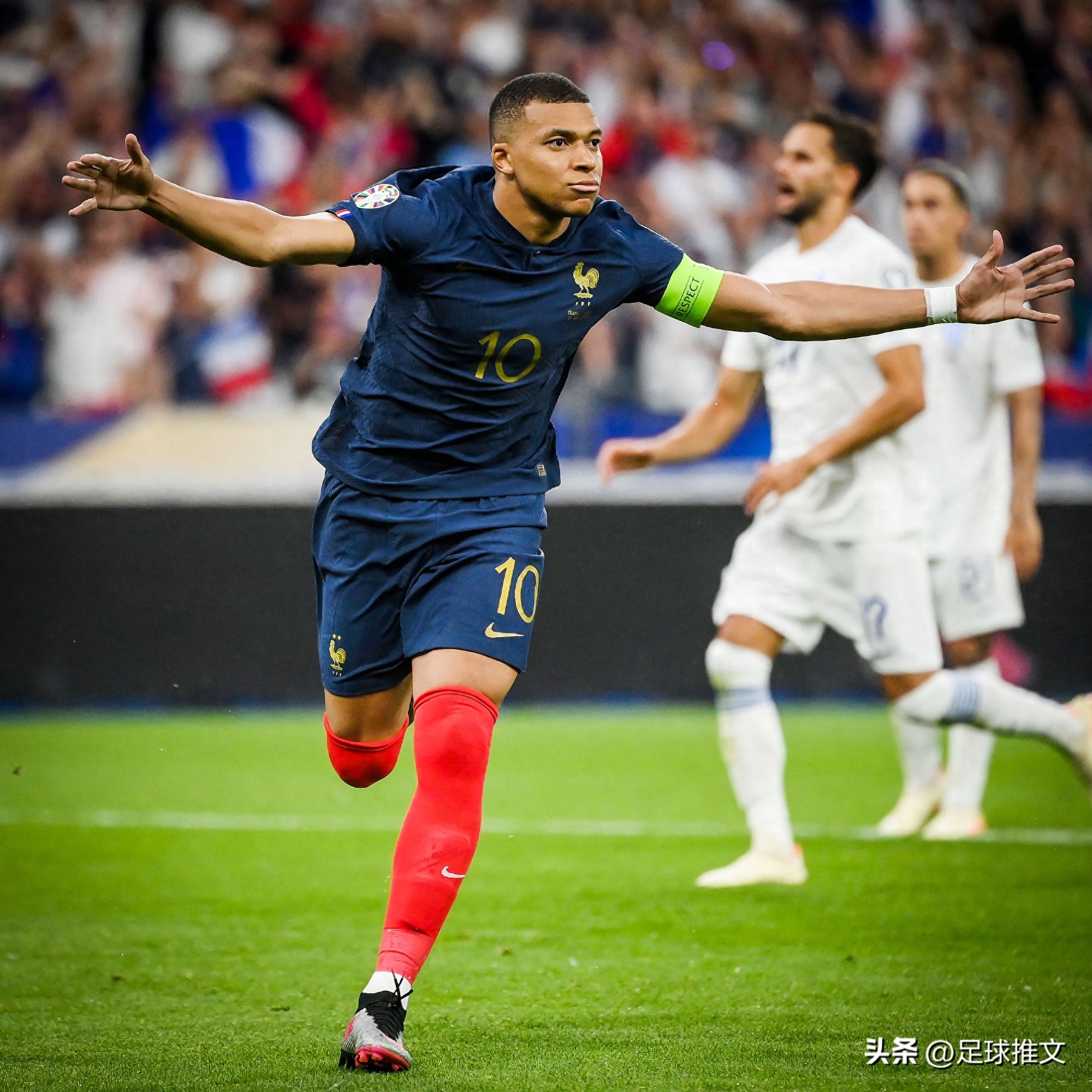 足球金球獎每年什么時候公布,怎么評選,歷屆得主 足球金球獎每年什么時候公布,怎么評選,歷屆得主