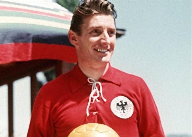 德國足球巨星排名前十名 德國足球巨星排名前十名