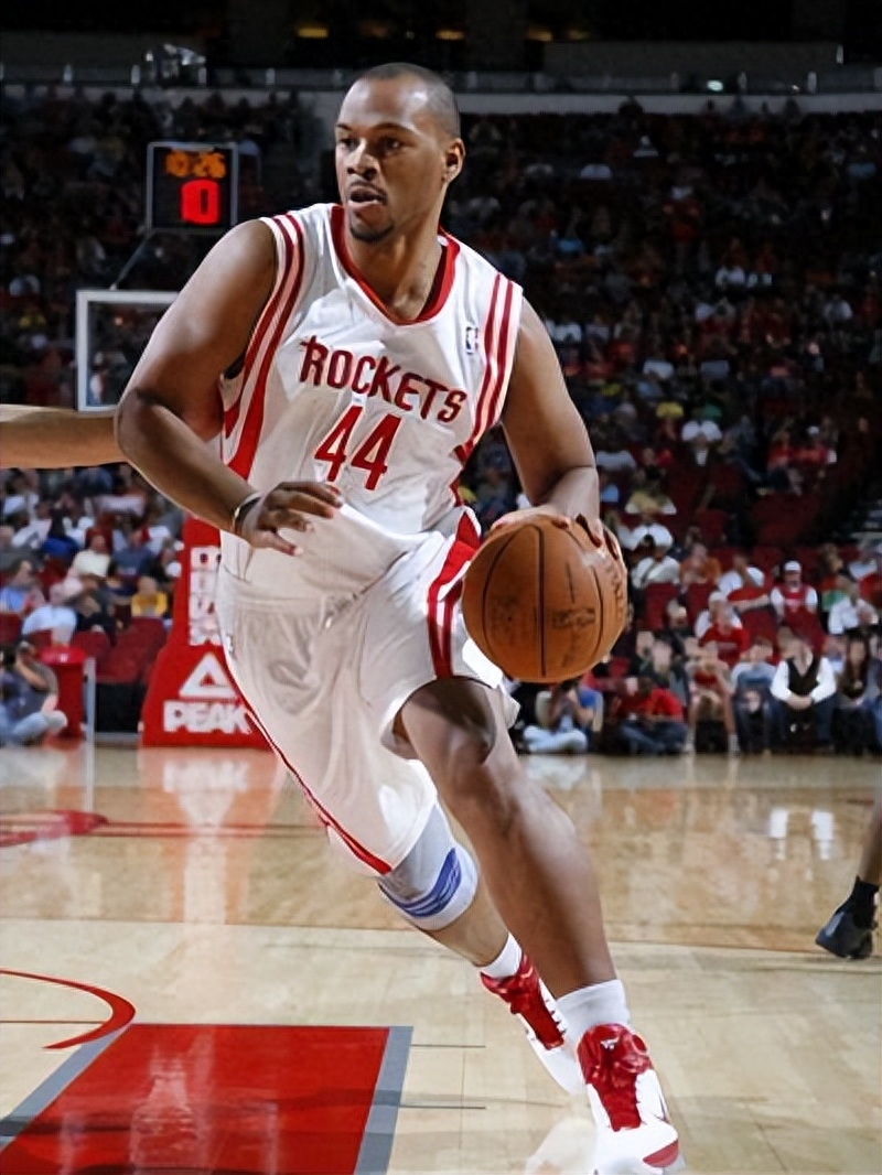 最矮的nba球員是誰(shuí),現(xiàn)役身高最矮的nba球員簡(jiǎn)介 最矮的nba球員是誰(shuí),現(xiàn)役身高最矮的nba球員簡(jiǎn)介