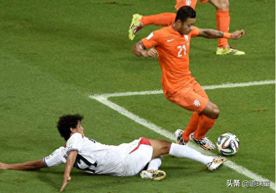 孟菲斯德佩穿過幾號球衣,孟菲斯德佩簡介