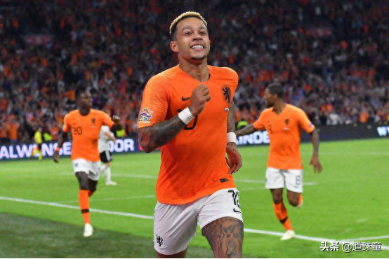 孟菲斯德佩穿過幾號球衣,孟菲斯德佩簡介