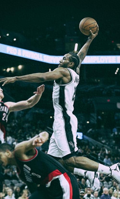 科懷倫納德英文名字個(gè)人簡介,科懷倫納德身體數(shù)據(jù)