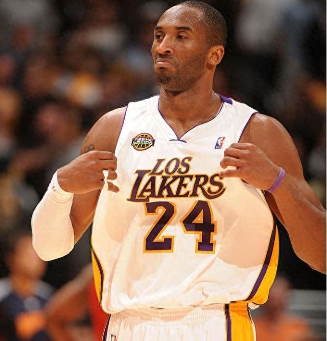 湖人隊球衣圖片,球衣顏色號碼對應